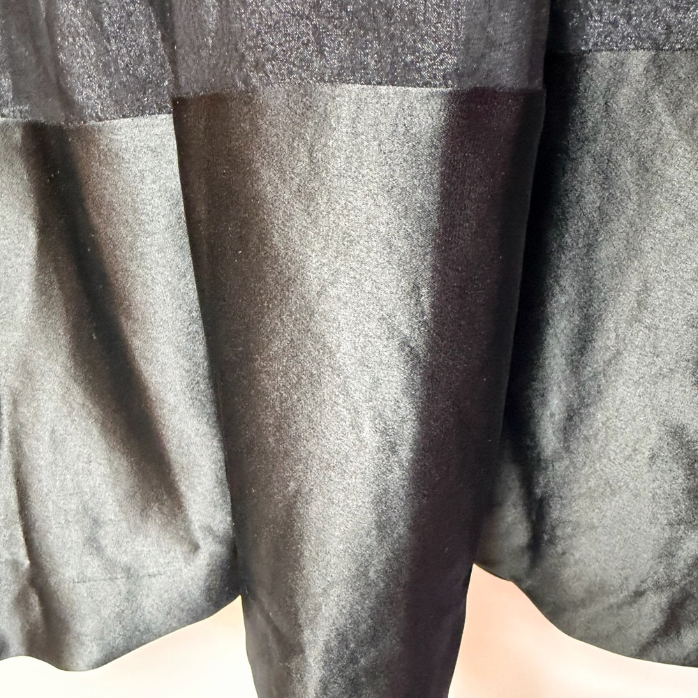 Brooks Brothers Black A-Line Skirt size 8 - Picture 4 of 7